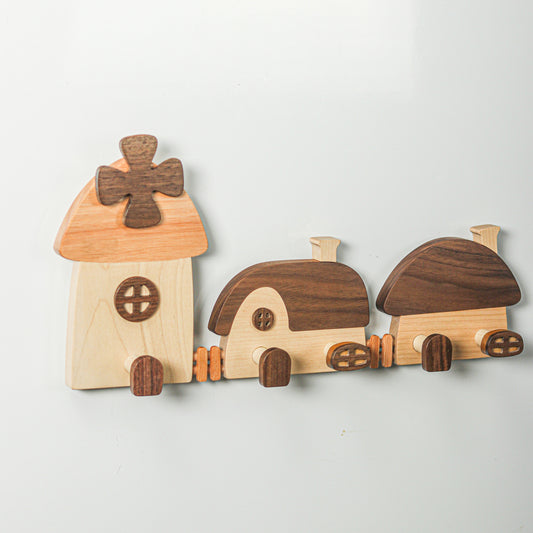 Little House-Shaped wood Hanger