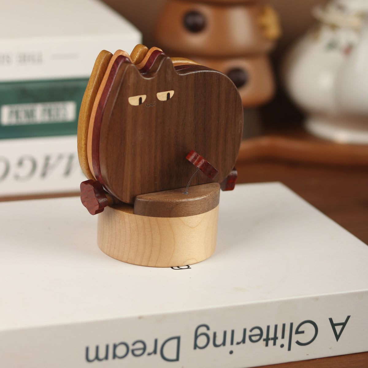 Cute Wooden Cat-Shaped Coasters That Protect Against Heat