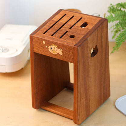 “Little Fish Blowing Bubbles” Patterned Knife Block