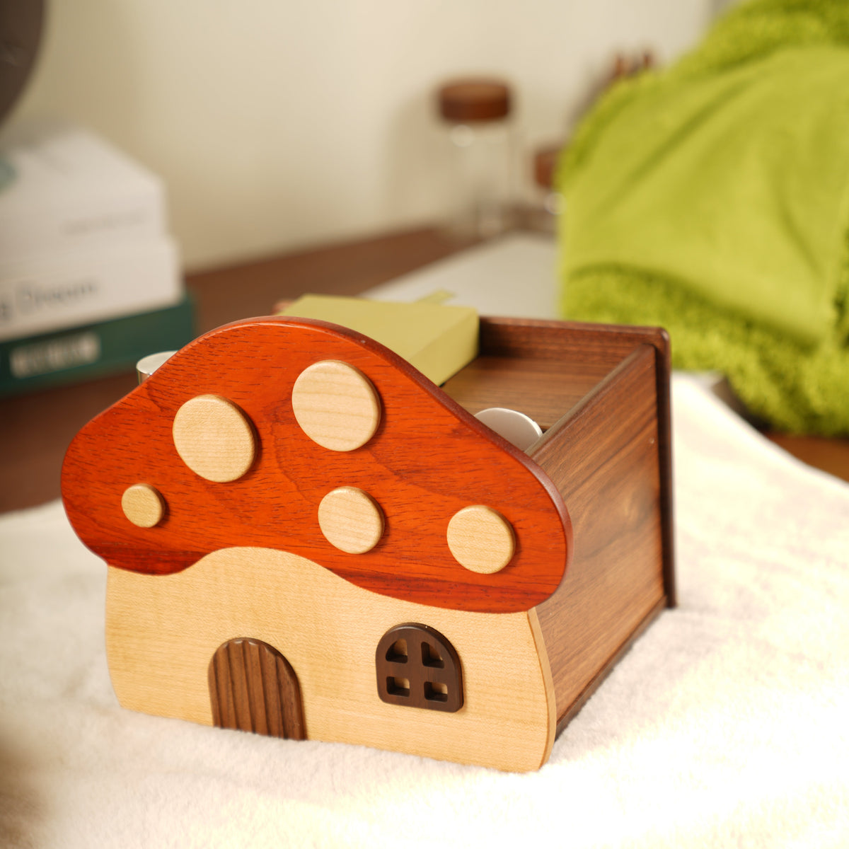Small House Multifunctional Tissue Box Holder