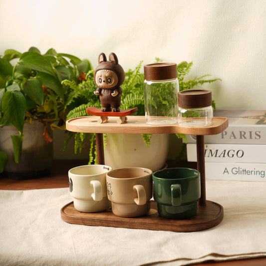 Wooden Storage Rack in the Shape of a Kitten
