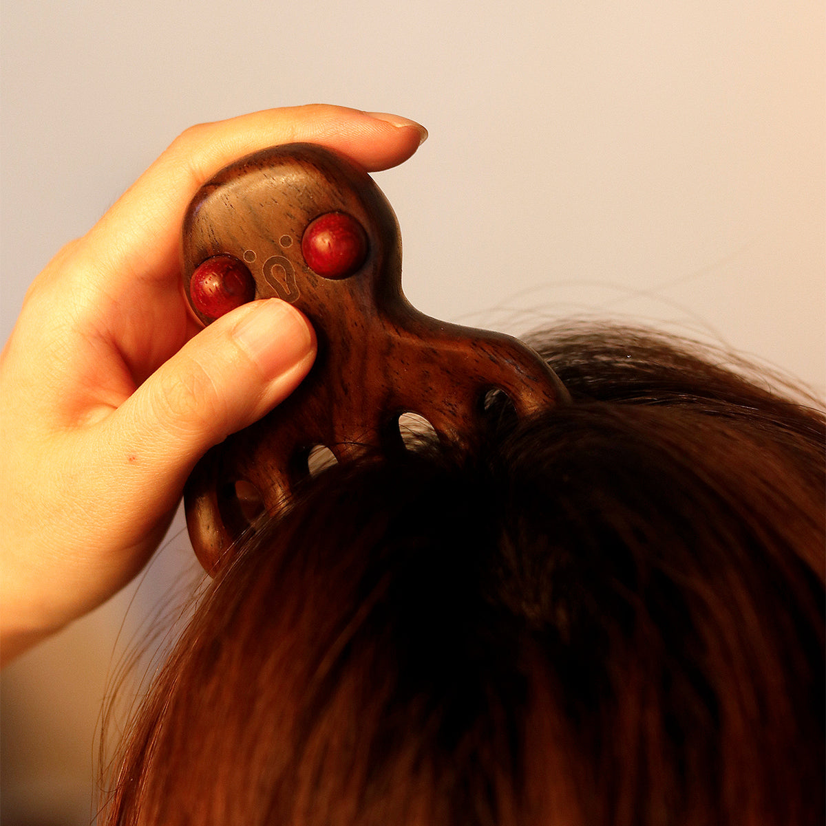 Octopus-Shaped Massage Comb