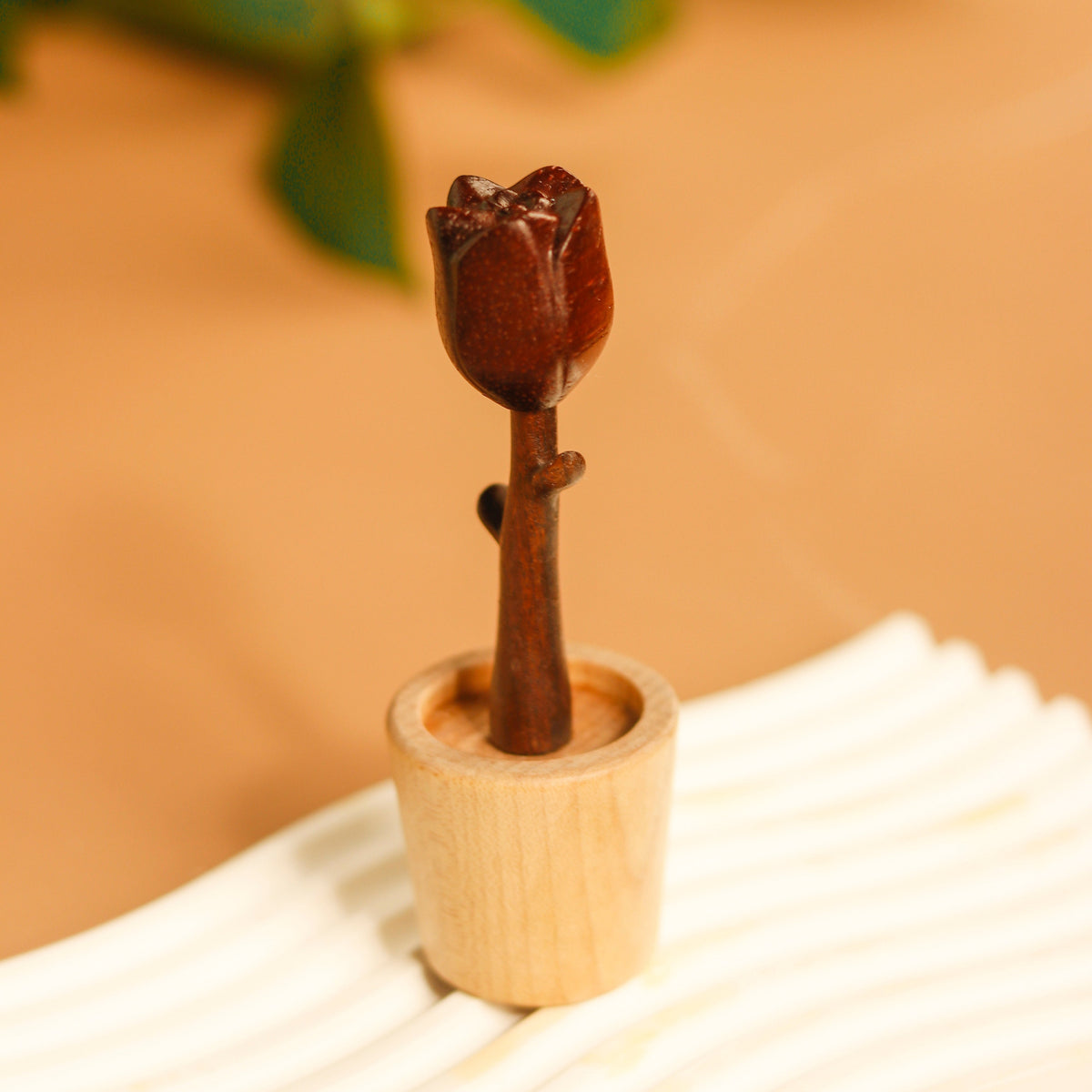 Red Rose-Shaped Diffuser
