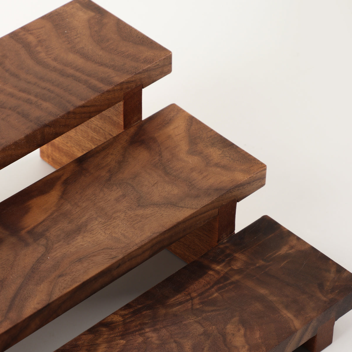 OUI oui-shelf-stepped product detail square photo