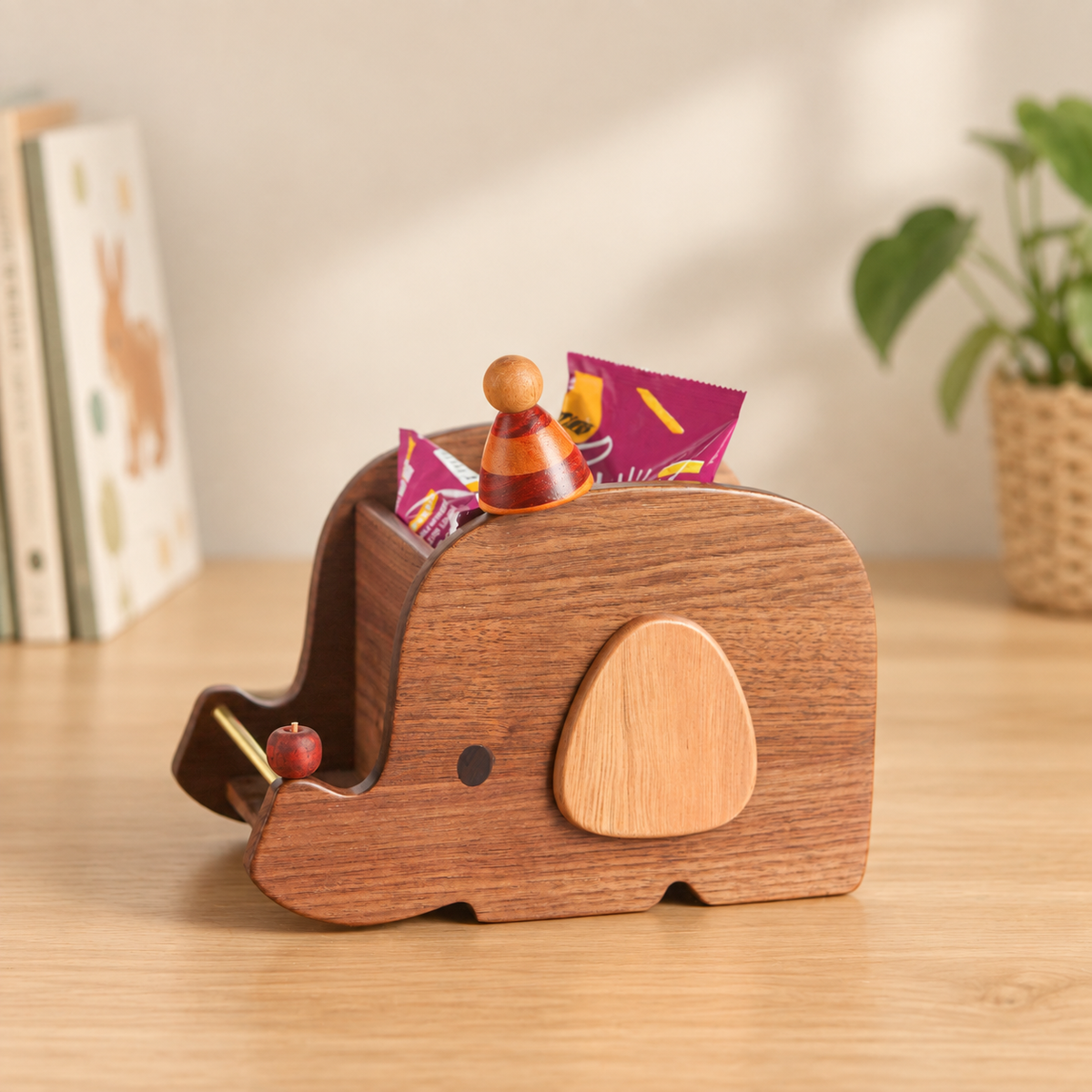 OUI oui-storage-elephant home scene square photo